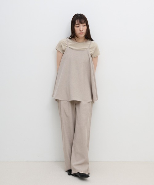 select MOCA(セレクトモカ)の「リネンタッチタックワイドパンツ【セットアップ対応可】(スラックス・レディース・ベージュ/ブラウン/ブラック・LARGE/MEDIUM)」の5枚目の写真