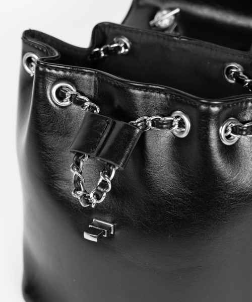 me+em select(ミームセレクト)の「ハートキルティングチェーンミニリュック / heart quilted chain mini backpack ※※(ショルダーバッグ・レディース・ブラック/アイボリー/ピンク・FREE)」の19枚目の写真