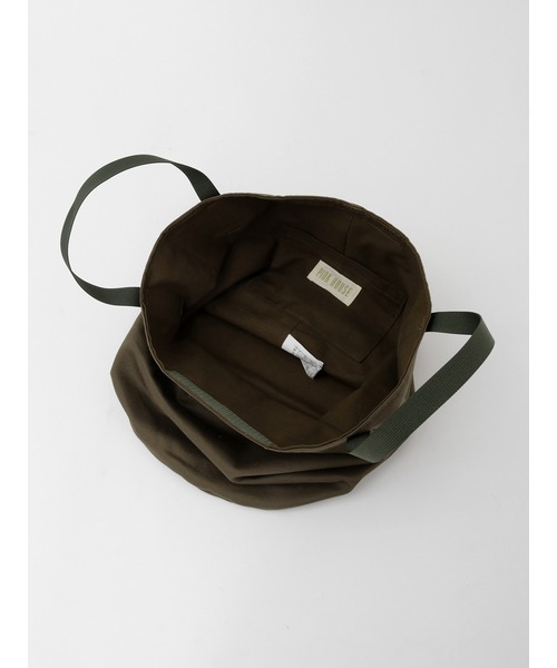 PINK HOUSE（ピンクハウス）の「ロゴプリントバケツ型バッグ（トートバッグ・レディース・キャメル/カーキ/ブラック/アイボリー/ピンク・フリー）」の22枚目の写真