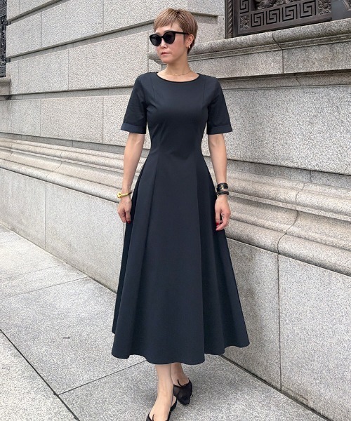 JENNE(ジェンヌ)の「袖グログランカットソーワンピース(ワンピース・レディース・ブラック/ネイビー・MEDIUM/SMALL/LARGE)」の13枚目の写真
