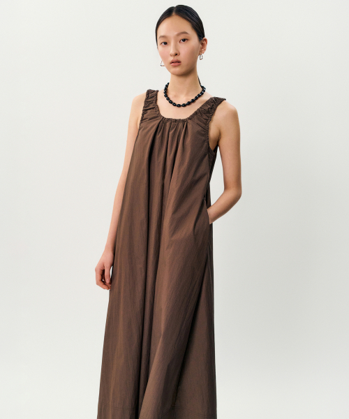MAYVERU(メイバーユー)の「neeya cotton ops _ Brown(ワンピース・レディース・その他・FREE)」の1枚目の写真