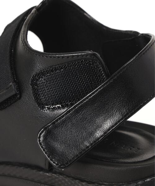 FREE'S MART（フリーズマート）の「エア入りサンダル（スニーカー・レディース・ブラウン/ブラック・MEDIUM/SMALL）」の10枚目の写真