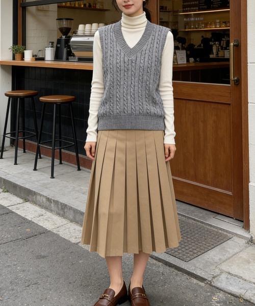 Miniministore(ミニミニストア)の「ニットベスト ケーブル編み 重ね着韓国風(ベスト・レディース・ベージュ/ブラック/グレー/アイボリー・FREE)」の12枚目の写真