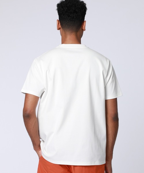 Psycho Bunny（サイコバニー）の「COOLMAX コミックフォント ロゴTシャツ（Tシャツ/カットソー・メンズ・ベージュ/ホワイト/ブラック・X-LARGE/LARGE/MEDIUM/SMALL）」の11枚目の写真