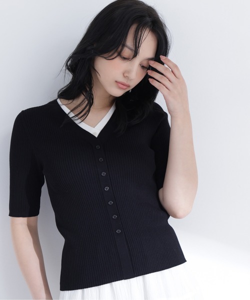 NATURAL BEAUTY BASIC（ナチュラルビューティーベーシック）の「レイヤードＶネックニット（ニット/セーター・レディース・イエロー系その他/グレー系その他/ブラック系その他2・ﾌﾘ-）」の2枚目の写真