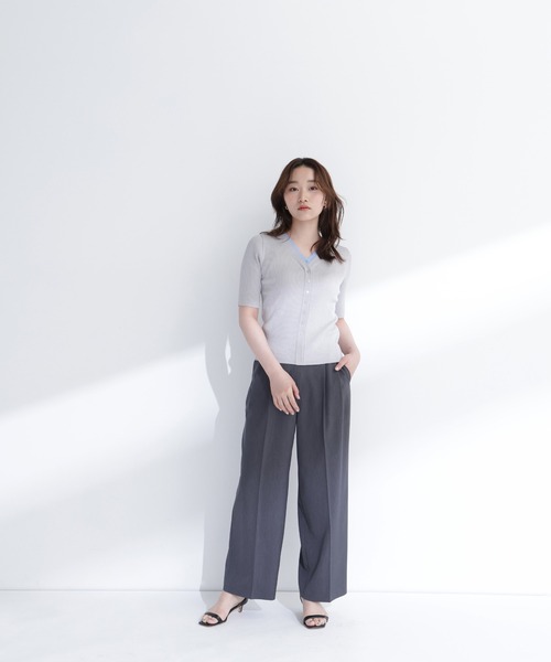 NATURAL BEAUTY BASIC（ナチュラルビューティーベーシック）の「レイヤードＶネックニット（ニット/セーター・レディース・イエロー系その他/グレー系その他/ブラック系その他2・ﾌﾘ-）」の13枚目の写真