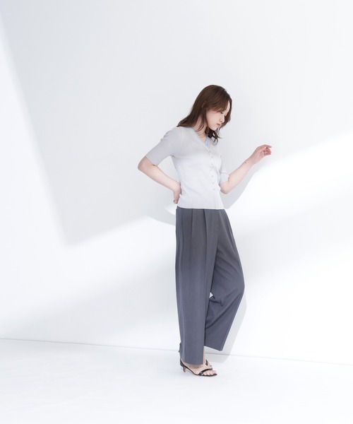 NATURAL BEAUTY BASIC（ナチュラルビューティーベーシック）の「レイヤードＶネックニット（ニット/セーター・レディース・イエロー系その他/グレー系その他/ブラック系その他2・ﾌﾘ-）」の15枚目の写真