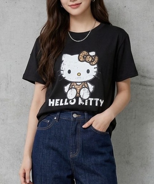 GLAMOROUS JANE(グラマラスジェーン)の「HELLO KITTYレオパード柄半袖Tシャツ(Tシャツ/カットソー・レディース・レッド/オフホワイト/チャコールグレー/ブラック・FREE)」の3枚目の写真