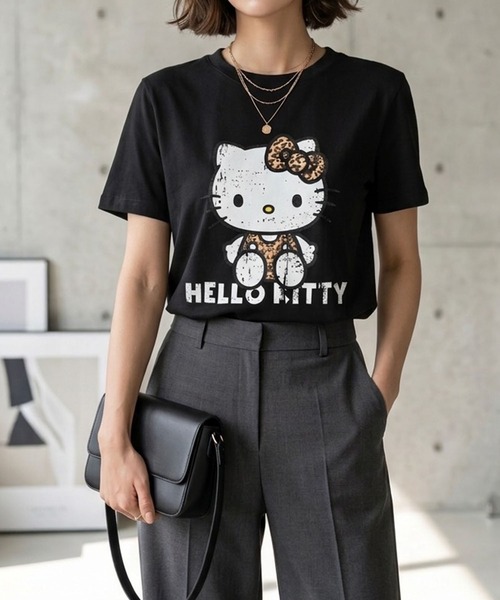 GLAMOROUS JANE(グラマラスジェーン)の「HELLO KITTYレオパード柄半袖Tシャツ(Tシャツ/カットソー・レディース・レッド/オフホワイト/チャコールグレー/ブラック・FREE)」の20枚目の写真