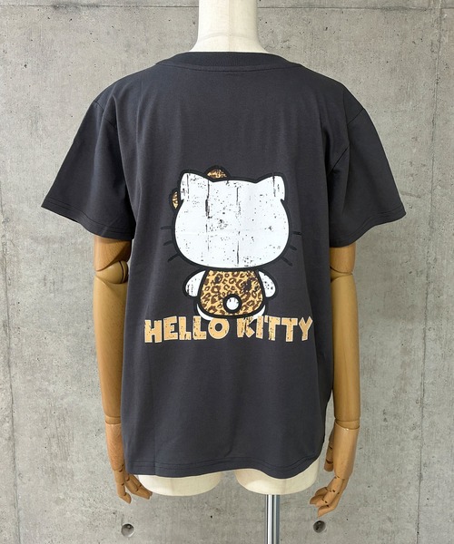 GLAMOROUS JANE(グラマラスジェーン)の「HELLO KITTYレオパード柄半袖Tシャツ(Tシャツ/カットソー・レディース・レッド/オフホワイト/チャコールグレー/ブラック・FREE)」の11枚目の写真