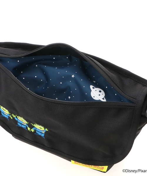 Manhattan Portage（マンハッタンポーテージ）の「Manhattan Portage/マンハッタンポーテージ ショルダーバッグ "トイストーリー" Nylon Messenger Bag(SM)FZP MGNT/ALIENS MP1605FZPTOYALN（ショルダーバッグ・メンズ・ブラック・FREE）」の7枚目の写真