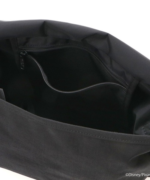 Manhattan Portage（マンハッタンポーテージ）の「Manhattan Portage/マンハッタンポーテージ ショルダーバッグ "トイストーリー" Nylon Messenger Bag(SM)FZP MGNT/ALIENS MP1605FZPTOYALN（ショルダーバッグ・メンズ・ブラック・FREE）」の6枚目の写真