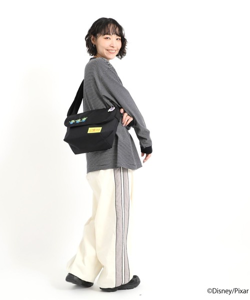 Manhattan Portage（マンハッタンポーテージ）の「Manhattan Portage/マンハッタンポーテージ ショルダーバッグ "トイストーリー" Nylon Messenger Bag(SM)FZP MGNT/ALIENS MP1605FZPTOYALN（ショルダーバッグ・メンズ・ブラック・FREE）」の18枚目の写真