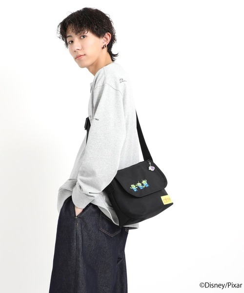Manhattan Portage（マンハッタンポーテージ）の「Manhattan Portage/マンハッタンポーテージ ショルダーバッグ "トイストーリー" Nylon Messenger Bag(SM)FZP MGNT/ALIENS MP1605FZPTOYALN（ショルダーバッグ・メンズ・ブラック・FREE）」の19枚目の写真