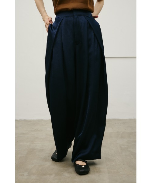 STYLEMIXER（スタイルミキサー）の「サテンラップワイドパンツ（その他パンツ・レディース・グレー/ベージュ/ネイビー・SMALL/MEDIUM）」の3枚目の写真