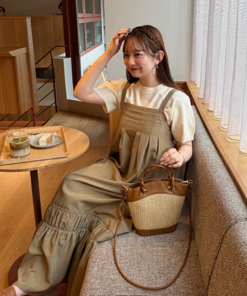 OLUN(オルン)の「front tuck belt cami onepiece/フロントタックベルトキャミワンピース(ワンピース・レディース・アイボリー/ブラウン/ベージュ・MEDIUM/SMALL)」の10枚目の写真