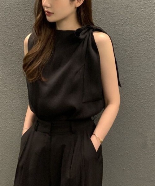 FAVORITO(ファヴォリート)の「リボントップス(その他トップス・レディース・ブラック/オフホワイト/ベージュ・F)」の2枚目の写真
