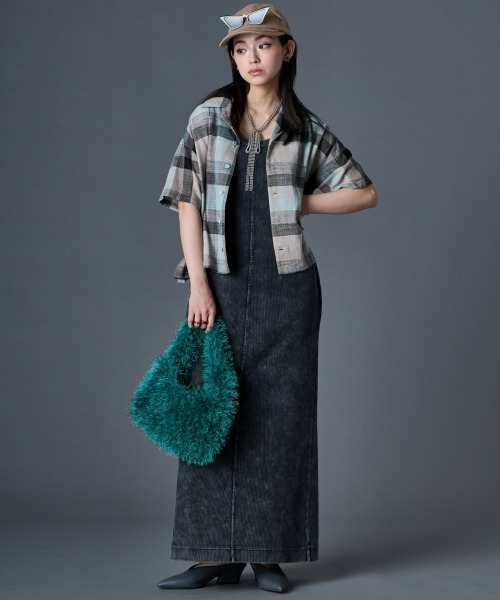 GEVS.(ジェイヴィス)の「綿100%チェックシャツ<大きいサイズ有>GEVS.(シャツ/ブラウス・レディース・グレー系/ピンク系・M/L/LL/3L/4L/5L)」の4枚目の写真