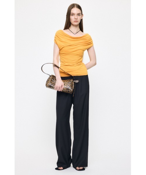 MOUSSY(マウジー)の「DRAPE OFF SHOULDER CUT トップス(Tシャツ/カットソー・レディース・杢グレー/オレンジ/ブラック・FREE)」の13枚目の写真