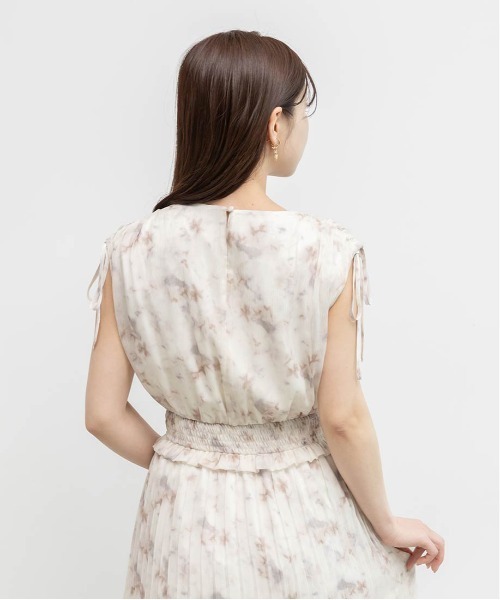 RANDA(ランダ)の「プリーツティアードシフォンワンピース(ワンピース・レディース・ブルー/グリーン/ピンク・1/0)」の5枚目の写真