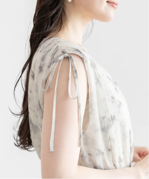 RANDA(ランダ)の「プリーツティアードシフォンワンピース(ワンピース・レディース・ブルー/グリーン/ピンク・1/0)」の17枚目の写真