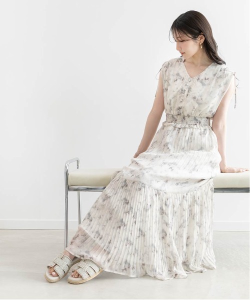 RANDA(ランダ)の「プリーツティアードシフォンワンピース(ワンピース・レディース・ブルー/グリーン/ピンク・1/0)」の18枚目の写真
