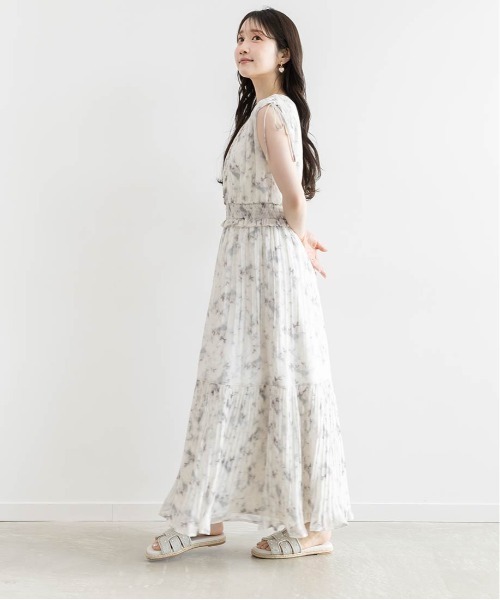 RANDA(ランダ)の「プリーツティアードシフォンワンピース(ワンピース・レディース・ブルー/グリーン/ピンク・1/0)」の19枚目の写真