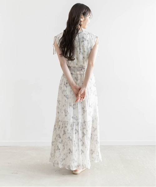 RANDA(ランダ)の「プリーツティアードシフォンワンピース(ワンピース・レディース・ブルー/グリーン/ピンク・1/0)」の20枚目の写真