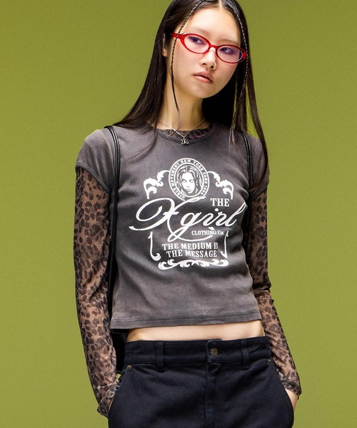 X-girl(エックスガール)の「SPRAY LOGO MESH L/S COMPACT TOP(Tシャツ/カットソー・レディース・ベージュ/マルチ・ONE SIZE)」の7枚目の写真
