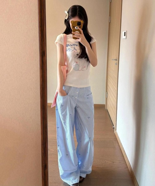 HALEY PESCA(ヘーリーペスカ)の「HALEY PESCA/アメリカンレトロ 白猫プリント半袖Tシャツ(Tシャツ/カットソー・レディース・ホワイト・MEDIUM/SMALL)」の3枚目の写真