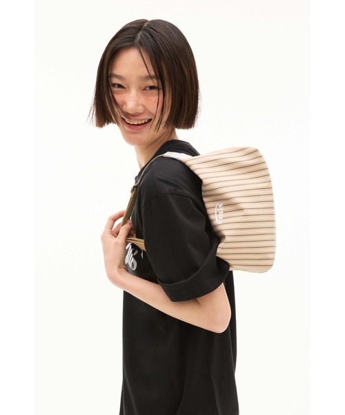 EMIS(イミス)の「STRIPE HOBO BAG(ショルダーバッグ・レディース・ライトブルー/ピンク/ベージュ・FREE)」の14枚目の写真