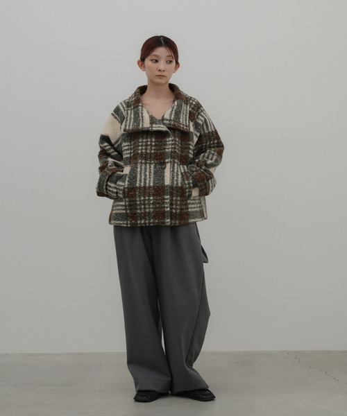 select MOCA(セレクトモカ)の「【ZOZO先行予約】プードルラグランスタンドカラーコート(チェスターコート・レディース・チャコールグレー/ブルー系その他/グリーン系その他/アイボリー・FREE)」の7枚目の写真
