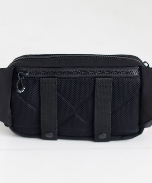 KENZO(ケンゾー)の「【KENZO/ケンゾー】BELT BAG(ショルダーバッグ・メンズ・ブラック・FREE)」の2枚目の写真