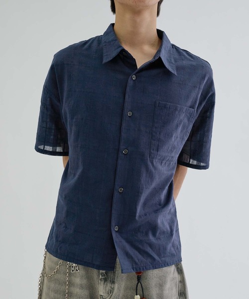 EPNK(イーピーエヌケー)の「Shadow Check Sheer Shirt / シャドーチェックシアーシャツ(シャツ/ブラウス・メンズ・ネイビー/グレー/ブラック・LARGE/MEDIUM/SMALL)」の3枚目の写真