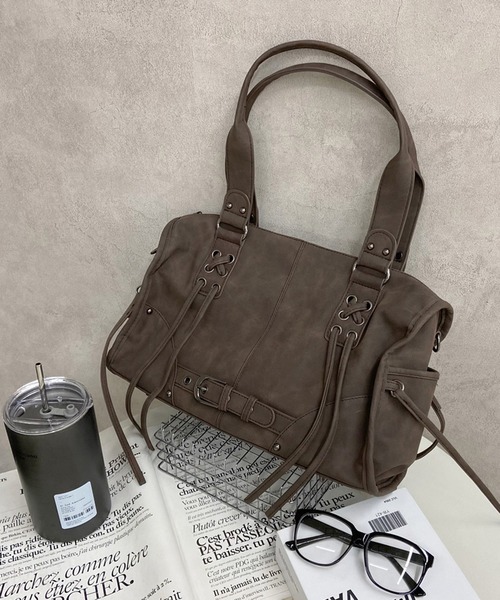rire（リル）の「スタッズベルト合成皮革トートバッグ（トートバッグ・レディース・ブラウン/ピンク/グレー/ブラック・FREE）」の16枚目の写真