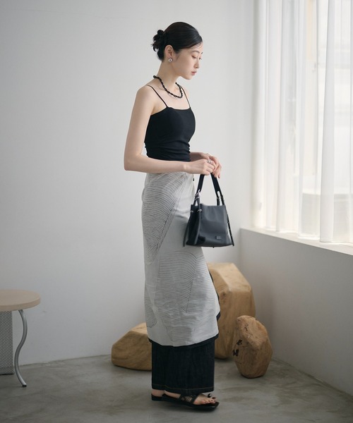LAULEN（ローレン）の「side gather camisole / サイドギャザーキャミソール（キャミソール・レディース・アイボリー/ホワイト/ブラック・FREE）」の22枚目の写真