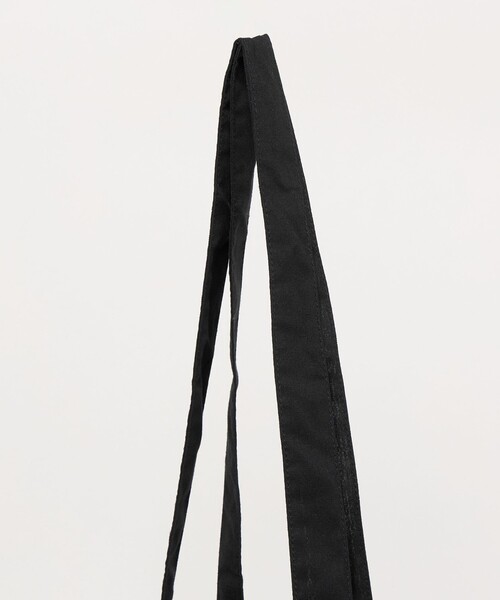 BEAUTY&YOUTH UNITED ARROWS(ビューティーアンドユースユナイテッドアローズ)の「【別注】<プラダを着た悪魔2>ロゴ トートバッグ(トートバッグ・レディース・ホワイト/ブラック・FREE)」の11枚目の写真
