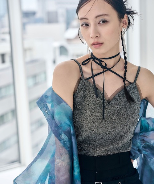 HARE(ハレ)の「Vネックカップツキキャミソール(HARE)(キャミソール・レディース・ライトブルー/ブラック×シルバー/ブルー/マルチ・FREE)」の9枚目の写真