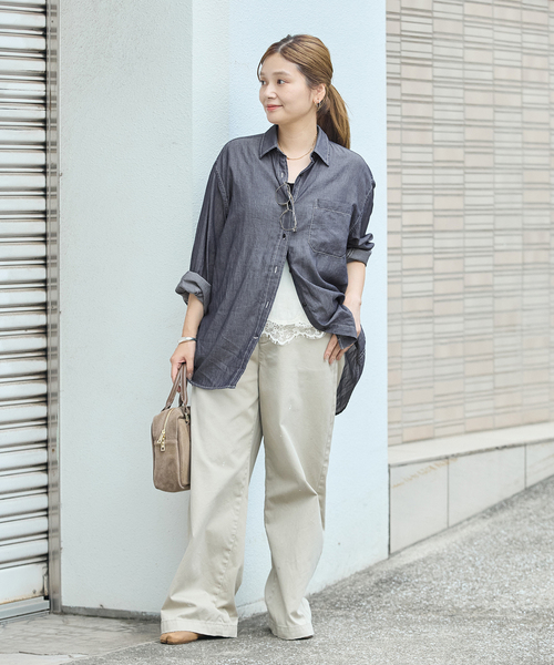 JOURNAL STANDARD(ジャーナルスタンダード)の「スーパーライトウォッシュ シャツ(シャツ/ブラウス・レディース・ブルー/ネイビー/ブラウン・FREE)」の5枚目の写真