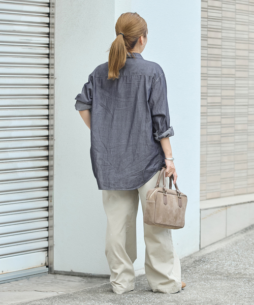 JOURNAL STANDARD(ジャーナルスタンダード)の「スーパーライトウォッシュ シャツ(シャツ/ブラウス・レディース・ブルー/ネイビー/ブラウン・FREE)」の16枚目の写真