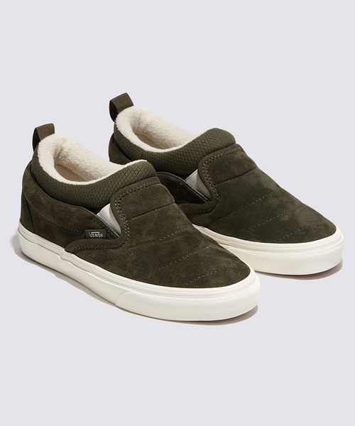 VANS（バンズ）の「スリッポン ミッド / Slip-On Mid COZY KNIT OLIVE VN0009QUOLV1（スリッポン・メンズ・ダークオリーブ・4）」の2枚目の写真