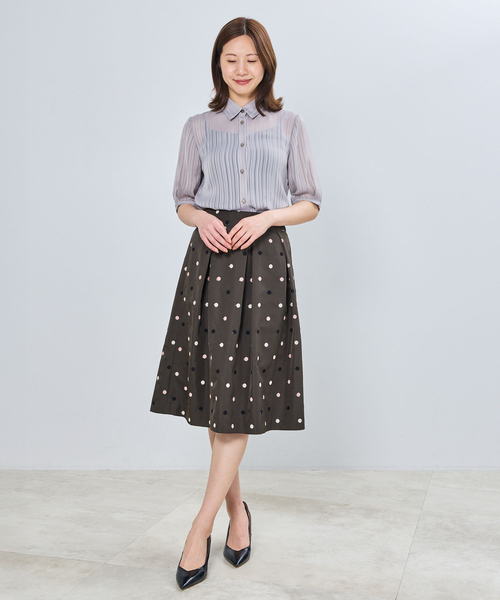 NARACAMICIE(ナラカミーチェ)の「【NARACAMICIE】サテンランダムストライプ半袖ブラウス(シャツ/ブラウス・レディース・ネイビー/ブラック/グレー・M)」の16枚目の写真