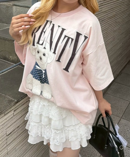 continuer de NICE CLAUP(コンティニューデナイスクラップ)の「ちびリボン犬BigT(Tシャツ/カットソー・レディース・オフホワイト/チャコールグレー/ピンク/オートミール・FREE)」の4枚目の写真