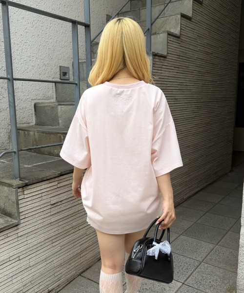 continuer de NICE CLAUP(コンティニューデナイスクラップ)の「ちびリボン犬BigT(Tシャツ/カットソー・レディース・オフホワイト/チャコールグレー/ピンク/オートミール・FREE)」の21枚目の写真
