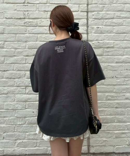 continuer de NICE CLAUP(コンティニューデナイスクラップ)の「ちびリボン犬BigT(Tシャツ/カットソー・レディース・オフホワイト/チャコールグレー/ピンク/オートミール・FREE)」の10枚目の写真