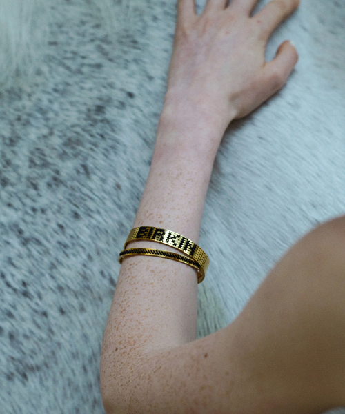 VERMEIL par iena(ヴェルメイユパーイエナ)の「L'EIGHT STUDIO レイトスタジオ Low Bracelet 2(ブレスレット・レディース・ブラック系その他・FREE)」の2枚目の写真