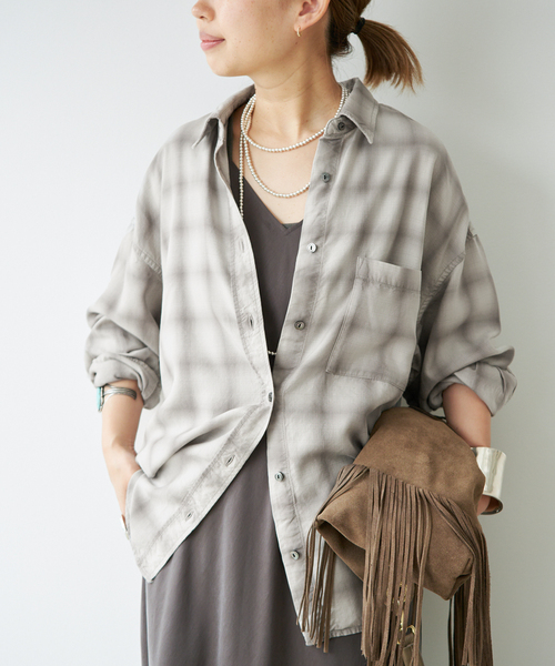 Deuxieme Classe(ドゥーズィエムクラス)の「*Vintage Check シャツ 1(シャツ/ブラウス・レディース・グレー・FREE)」の2枚目の写真