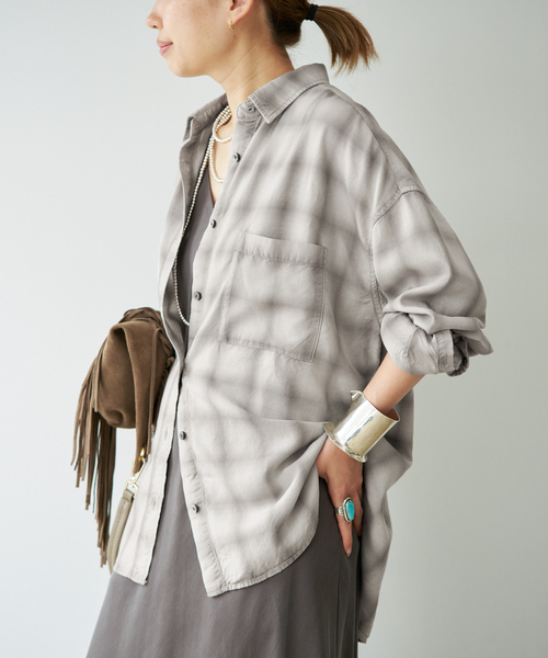 Deuxieme Classe(ドゥーズィエムクラス)の「*Vintage Check シャツ 1(シャツ/ブラウス・レディース・グレー・FREE)」の3枚目の写真