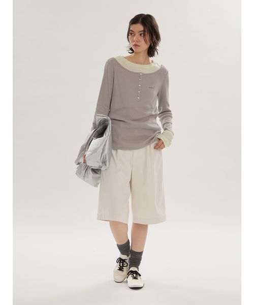 emmi(エミ)の「【emmi×PlaxTM】レイヤードデザインヘンリーネックカットソー(Tシャツ/カットソー・レディース・ネイビー/ライトブルー/ライトグレー・F)」の12枚目の写真
