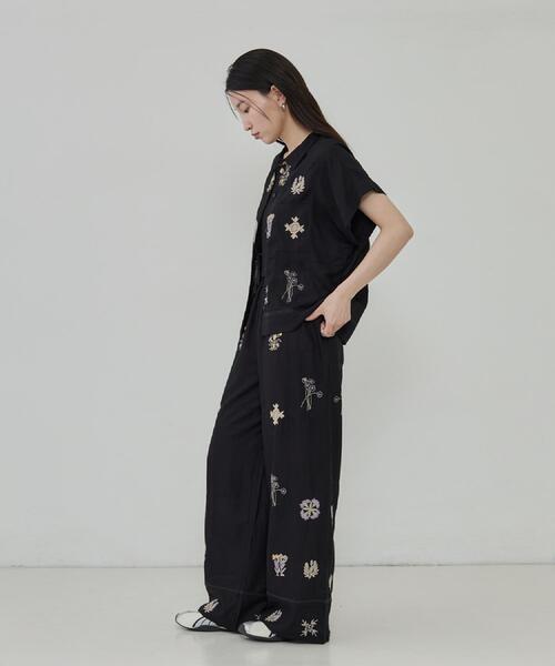 GALLEST（ギャレスト）の「アート刺繍イージーパンツ【セットアップ可能】（その他パンツ・レディース・オフホワイト/ブラック・38）」の20枚目の写真
